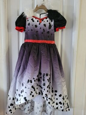 NWOT Disney Cruella de Vil Girl's Costume Dress M 8-10